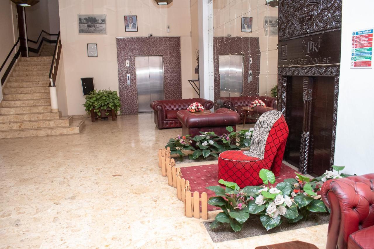 Ambassadeur Hotel Nairobi Exterior photo