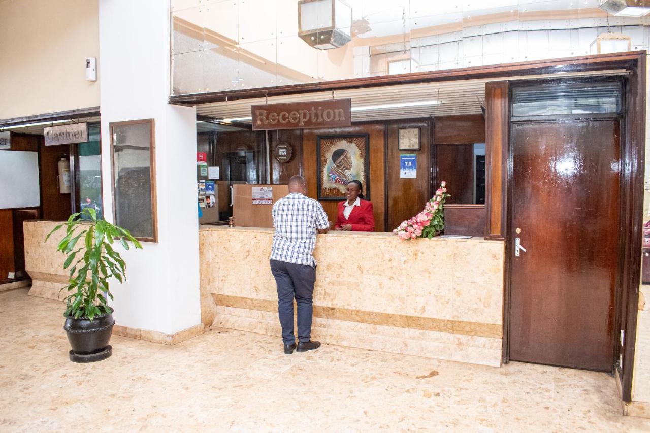 Ambassadeur Hotel Nairobi Exterior photo